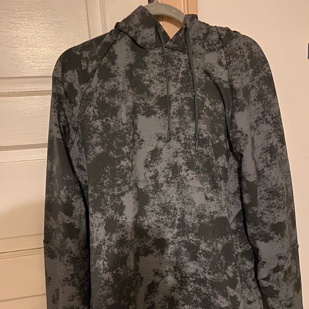 Mens lululemon sweatshirt